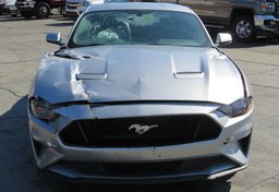 2020 Ford Mustang - Image 9