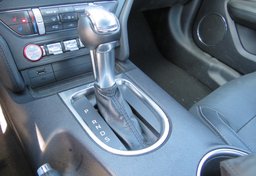 2020 Ford Mustang - Image 41