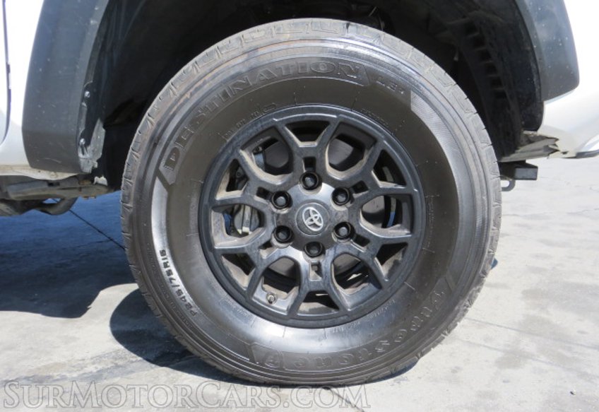 2021 Toyota Tacoma 4WD - Image 18