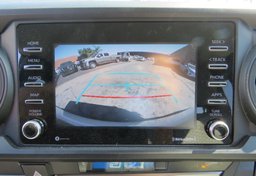 2021 Toyota Tacoma 4WD - Image 38