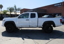 2021 Toyota Tacoma 4WD - Image 12