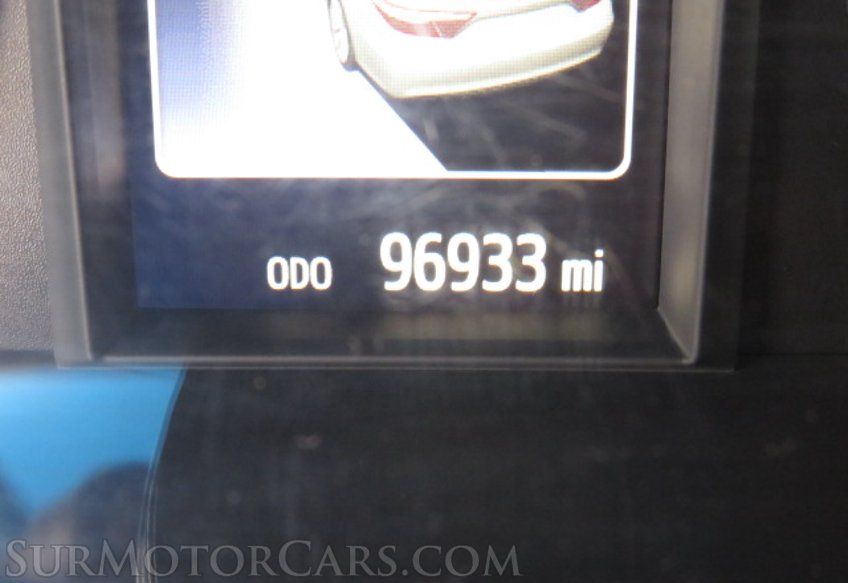 2016 Toyota Camry Hybrid - Image 42