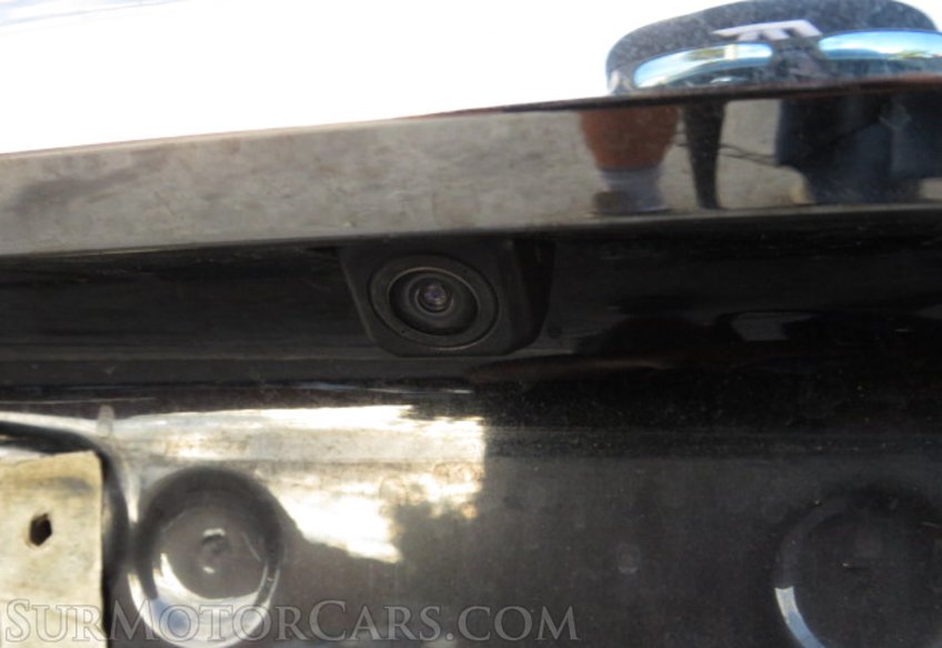 2016 Toyota Camry Hybrid - Image 19