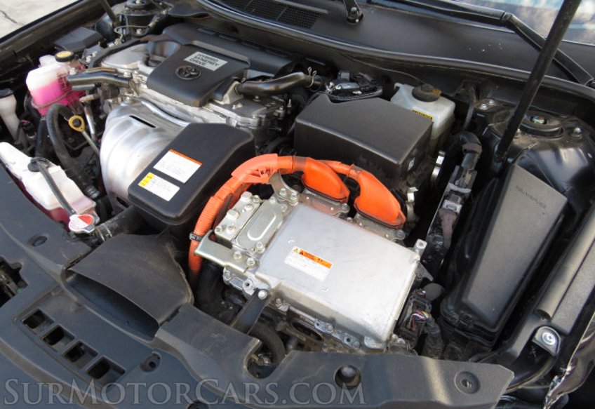 2016 Toyota Camry Hybrid - Image 49