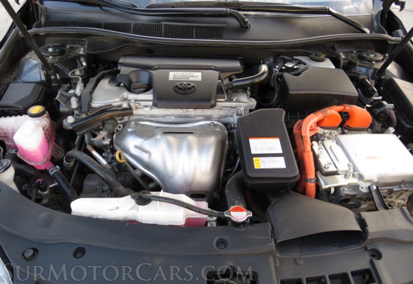 2016 Toyota Camry Hybrid - Image 50