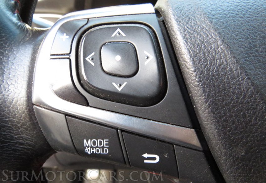 2016 Toyota Camry Hybrid - Image 41