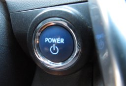 2016 Toyota Camry Hybrid - Image 36