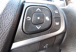 2016 Toyota Camry Hybrid - Image 40