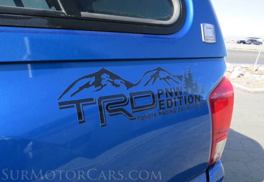 2017 Toyota Tacoma - Image 21