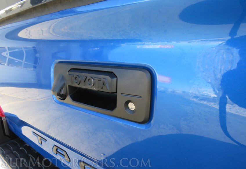 2017 Toyota Tacoma - Image 24