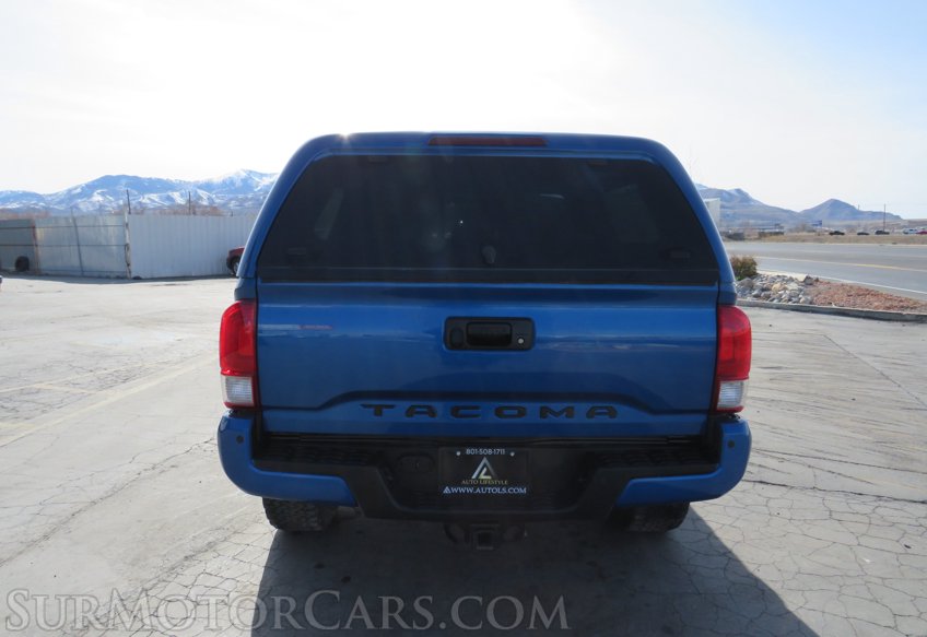 2017 Toyota Tacoma - Image 11