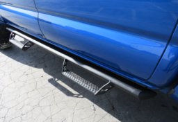 2017 Toyota Tacoma - Image 25