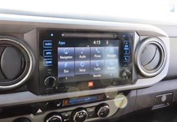 2017 Toyota Tacoma - Image 38