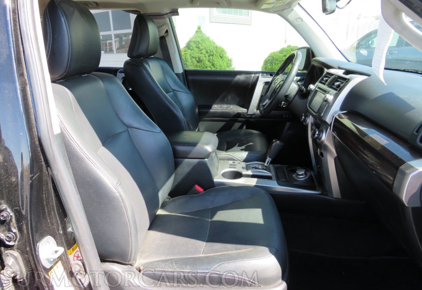 2017 Toyota 4Runner - Image 22