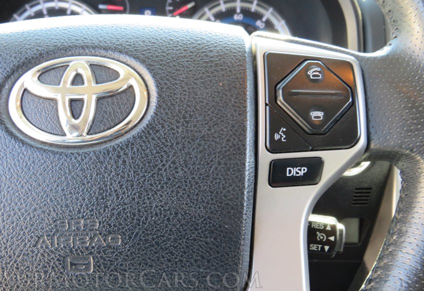 2017 Toyota 4Runner - Image 29