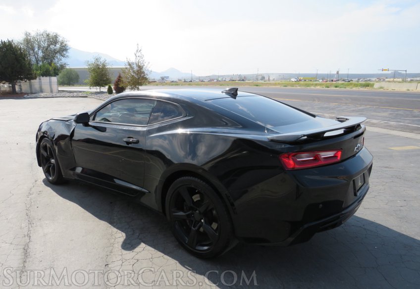 2017 Chevrolet Camaro - Image 8