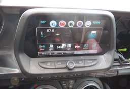 2017 Chevrolet Camaro - Image 27