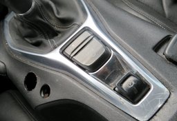 2017 Chevrolet Camaro - Image 34