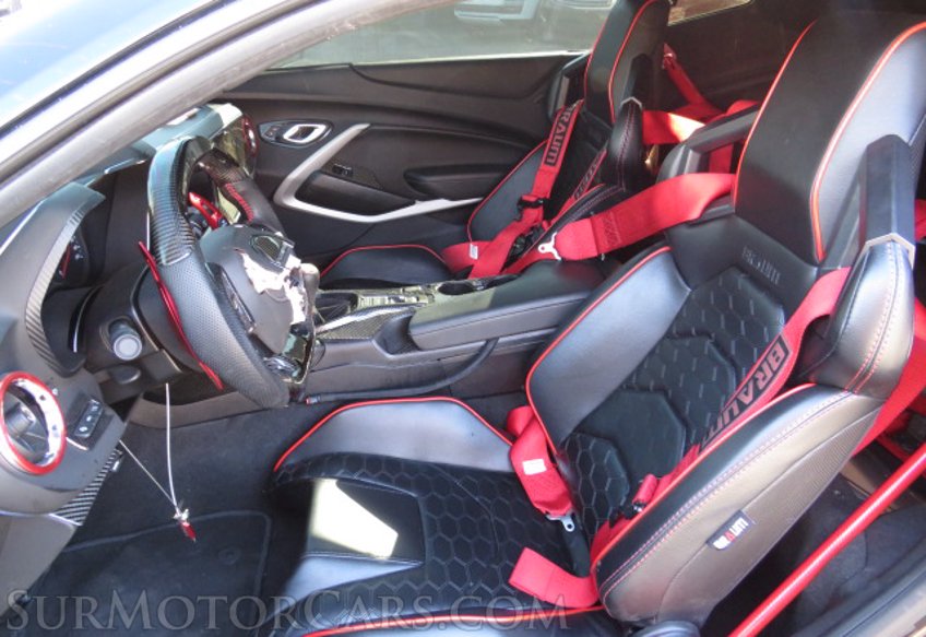 2020 Chevrolet Camaro - Image 22