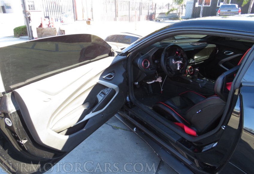 2020 Chevrolet Camaro - Image 20