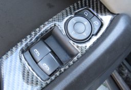 2020 Chevrolet Camaro - Image 37