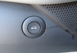 2020 Chevrolet Camaro - Image 36