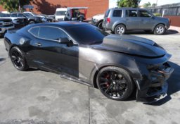 2020 Chevrolet Camaro - Image 2