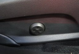 2018 Mercedes-Benz C-Class - Image 46