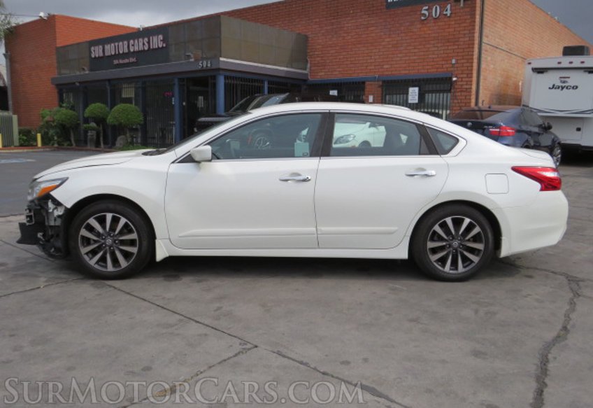 2017 Nissan Altima - Image 5