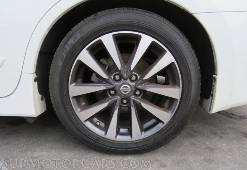 2017 Nissan Altima - Image 11