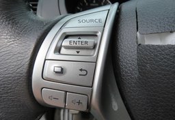 2017 Nissan Altima - Image 34