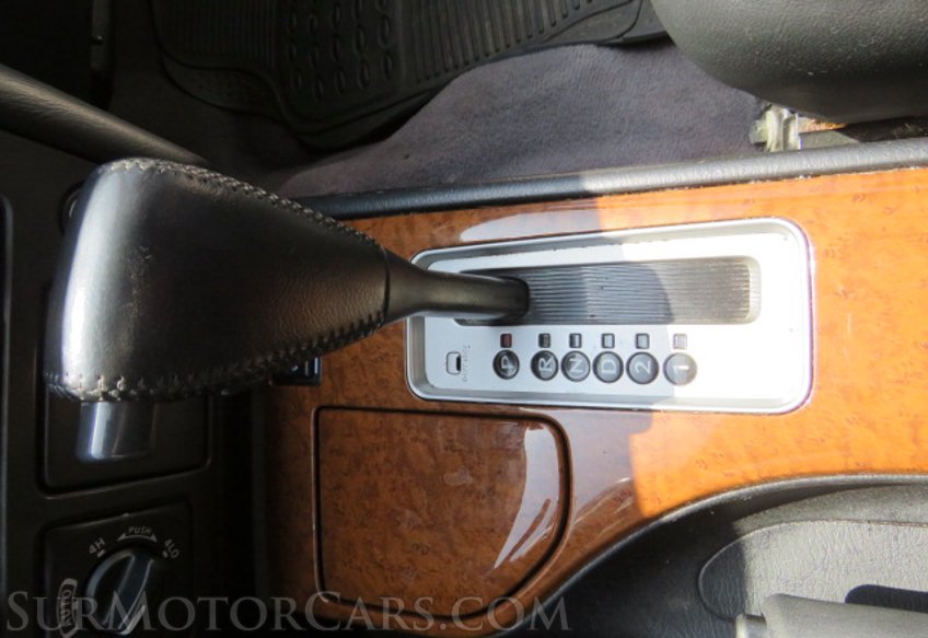 2003 Nissan Pathfinder - Image 31