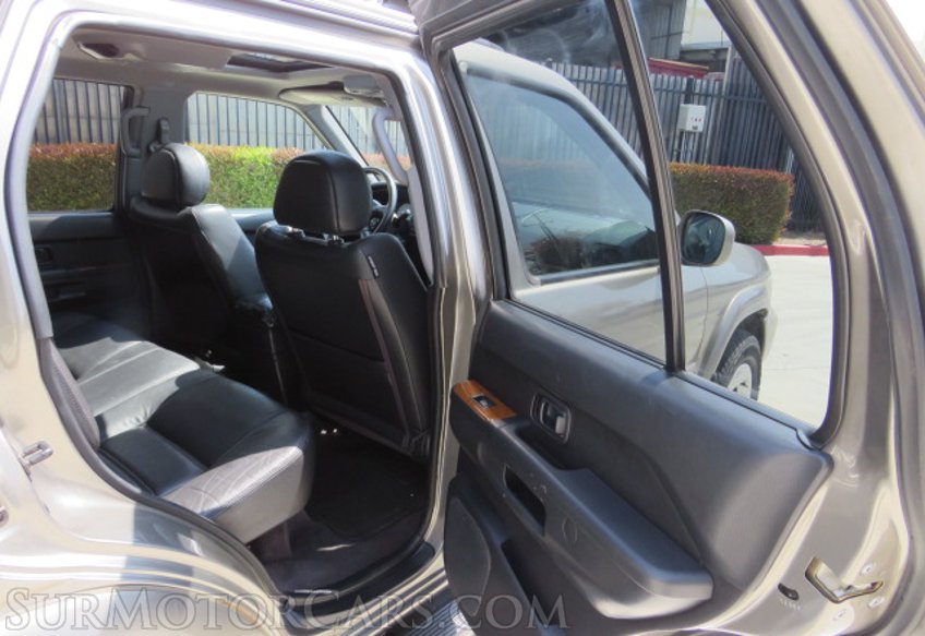 2003 Nissan Pathfinder - Image 22