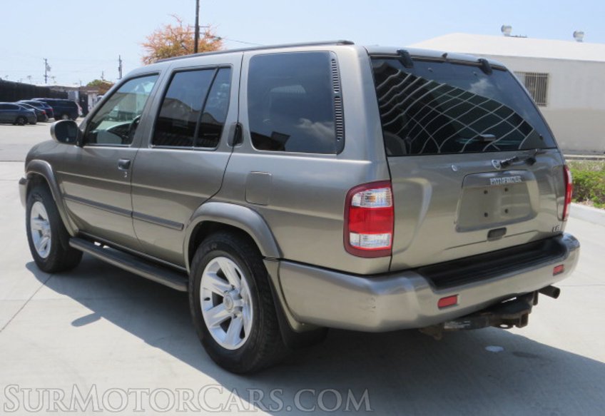 2003 Nissan Pathfinder - Image 10