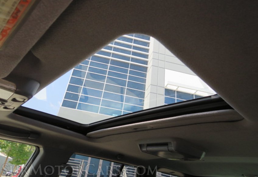 2003 Nissan Pathfinder - Image 28