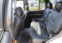 2003 Nissan Pathfinder - Image 37