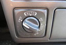 2003 Nissan Pathfinder - Image 49