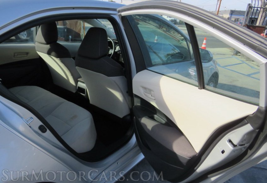 2022 Toyota Corolla - Image 23