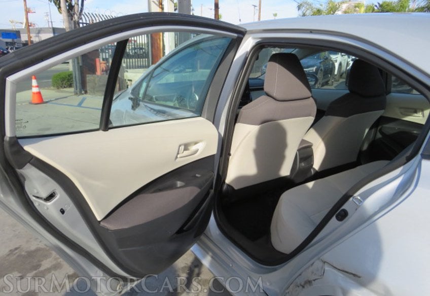 2022 Toyota Corolla - Image 22