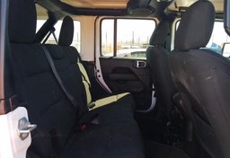 2019 Jeep Wrangler Unlimited - Image 6