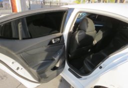 2021 Nissan Maxima - Image 22