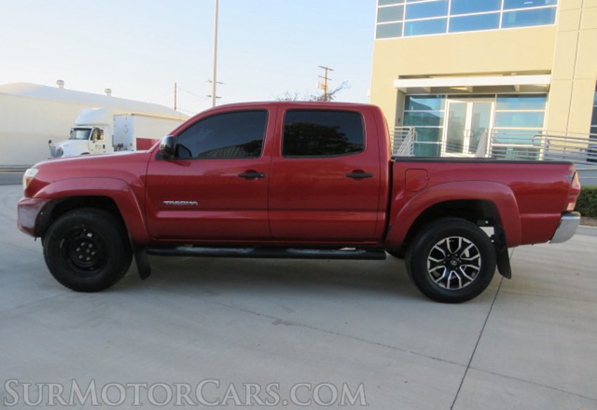 2013 Toyota Tacoma - Image 5