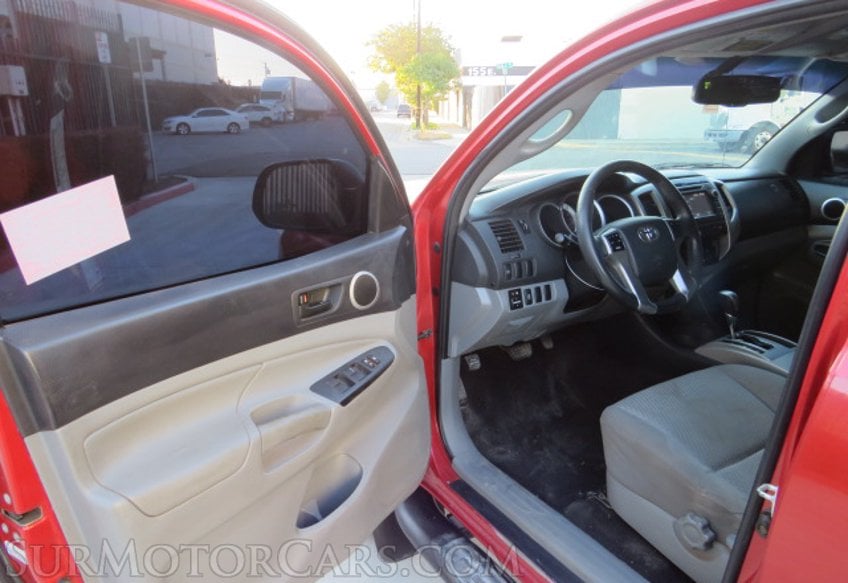 2013 Toyota Tacoma - Image 20