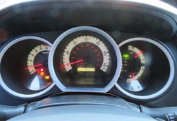 2013 Toyota Tacoma - Image 33