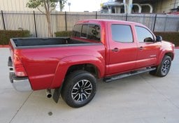 2013 Toyota Tacoma - Image 8