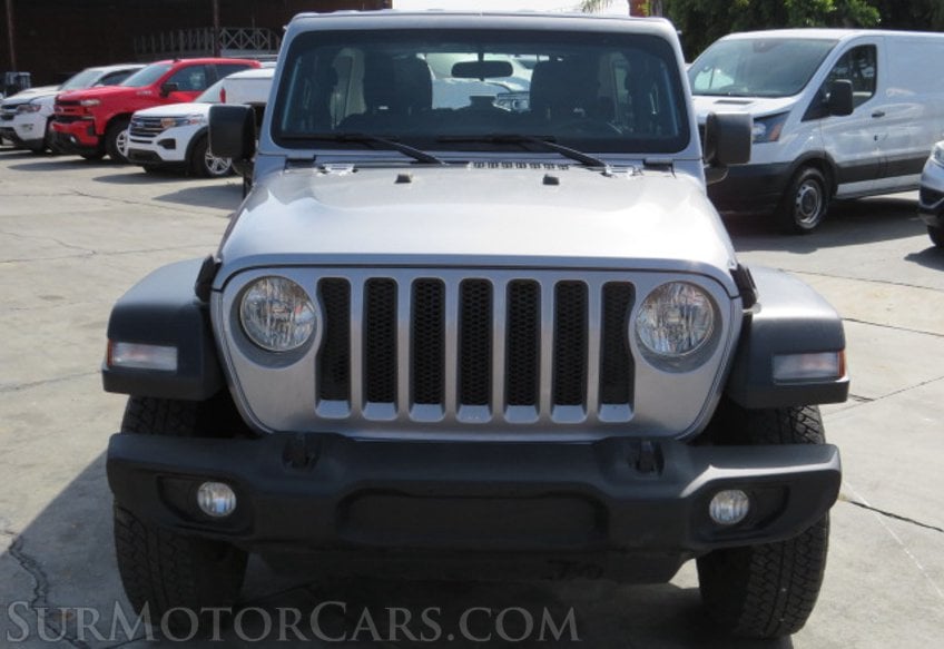 2018 Jeep Wrangler Unlimited - Image 9