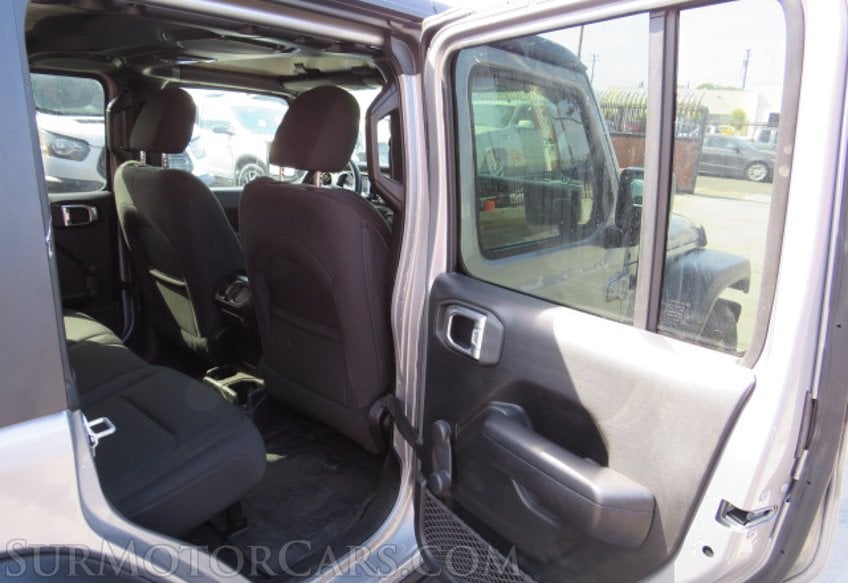 2018 Jeep Wrangler Unlimited - Image 23
