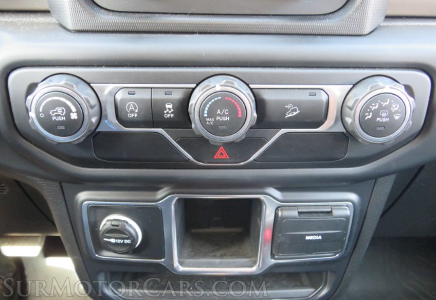 2018 Jeep Wrangler Unlimited - Image 41