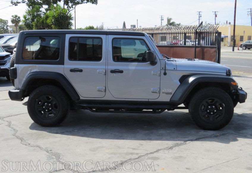 2018 Jeep Wrangler Unlimited - Image 12