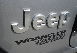 2018 Jeep Wrangler Unlimited - Image 19